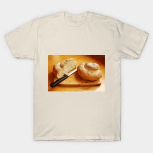 White Swirl Bread Loaf with Knife T-Shirt